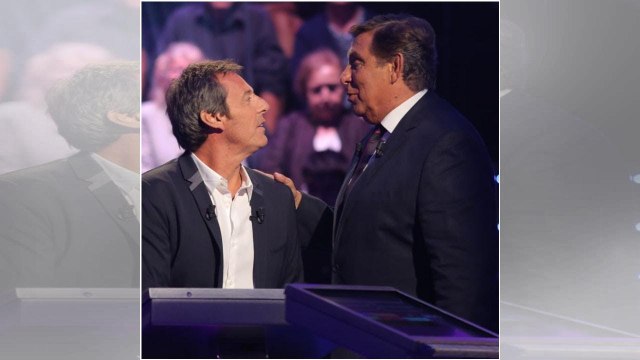 Jean-Pierre Foucault menotté par Jean-Luc Reichmann, ce cliché qui amuse les internautes