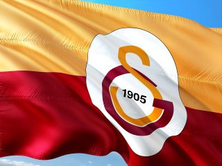 Galatasaray marşları ve en güzel Galatasaray marşları sözleri