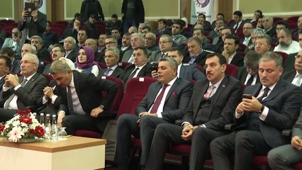 Varank: 'Tam anlamıyla verimli bir şekilde kullanılmayan parsellerle ilgili yasal düzenleme gerekiyor' - MALATYA