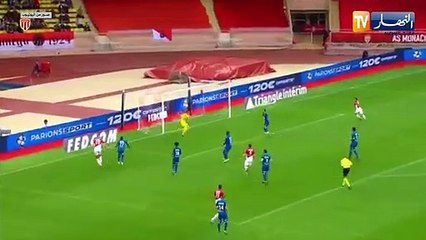 إسلام سليماني يظهر مهارته في مجال التعليق الرياضي