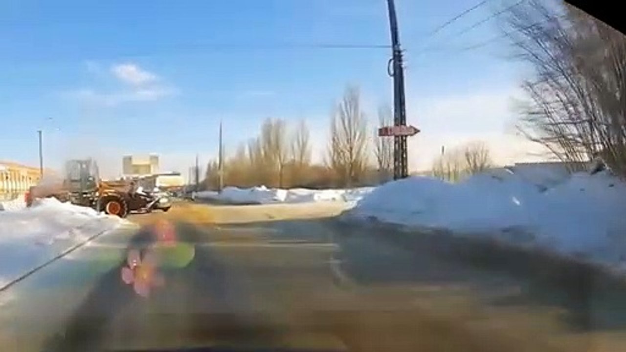 ULTIMATE CAR CRASH COMPILATION, 60 DRIVING FAILS OF 2019