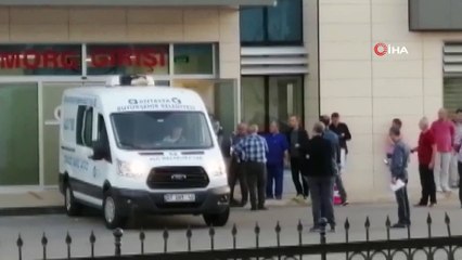 Antalya'da bir evde ölü bulunan dört kişilik ailenin cenazeleri morgdan alındı