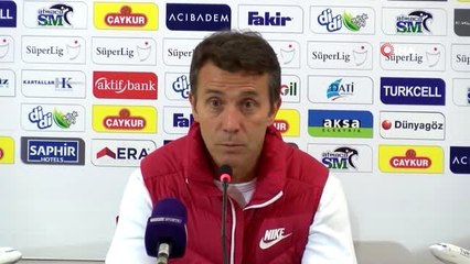Bülent Korkmaz: "Riskleri göze aldık her şeyi yaptık. Rizespor'u tebrik ediyorum"