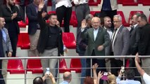 Kılıçdaroğlu, İlçe Örgütleri Voleybol Turnuvası final maçını izledi