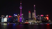 Le Pudong illuminé à Shanghai