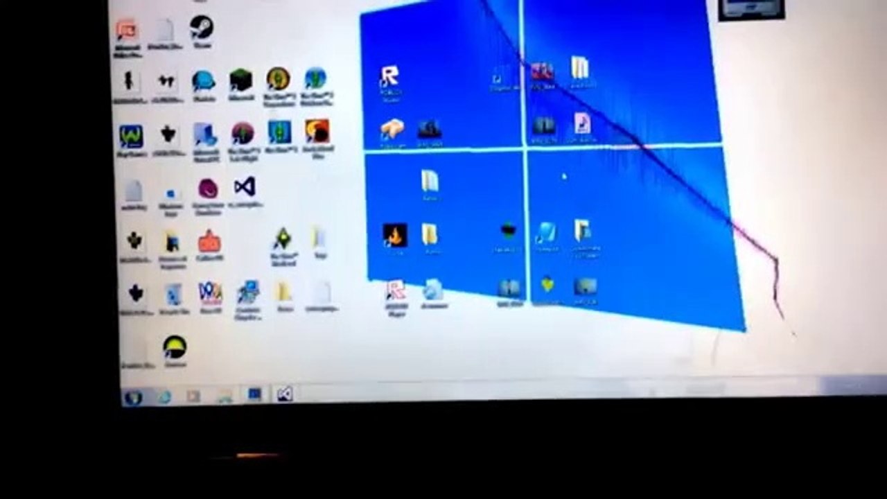 Chloe VS Barney Error (PG)