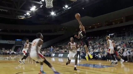 Josh Gray with 28 Points vs. College Park Skyhawks