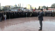 Büyük Önder Atatürk'ü anıyoruz - Taksim Cumhuriyet Anıtı
