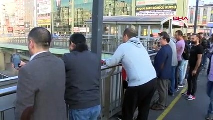 Saat 09:05'te Türkiye'de hayat durdu