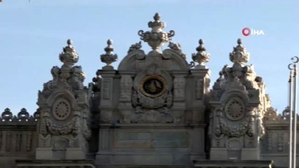 Vatandaşlar Dolmabahçe Sarayı'na akın etti