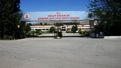 Hükümlüler adliye ve cezaevlerinin tefrişi için ter döküyor - KIRŞEHİR