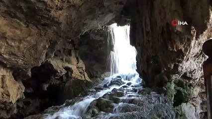 Yer altındaki gizli Pamukkale: Kaklık Mağarası
