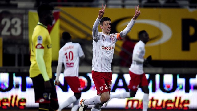 L'émotion de Clément Lenglet face à dix moments forts de sa carrière en photos à l'ASNL, au FC Barcelone et en équipe de France