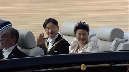 بمناسبة تنصيبه.. موكب الإمبراطور ناروهيتو يجوب شوارع طوكيو