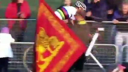 Video herunterladen: Cyclo-cross - European Championships - Mathieu van der Poel beats Eli Iserbyt to win third European title in a row