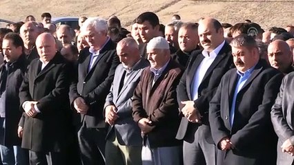 Evlerinde ölü bulunan 2'si çocuk 4 kişi defnedildi (2) - ERZURUM