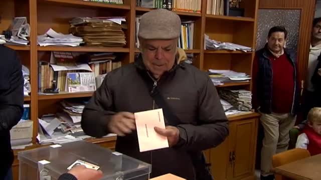 Las curiosidades del 10N: desde el derbi electoral en Andalucía a las votaciones en 32 segundos