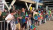 Capetonians wait for the arrival of victorious Springboks
