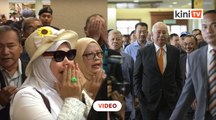 Kes SRC : Najib diarah bela diri, penyokong 