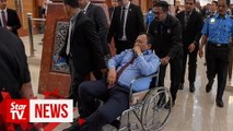 Deputy minister Eddin Syazlee collapses in Parliament