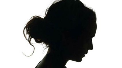வாட்ஸ்அப் புரளி.. கண்ணீர் விட்டு அழுத 2 பெண்கள்