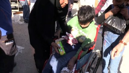 Türkiye, Barış Pınarı Harekatı bölgesindeki sivillere yardıma koştu - RASULAYN