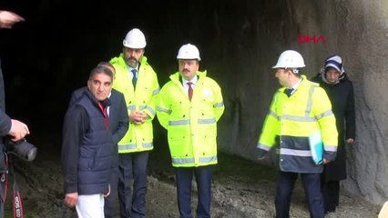 Bolu-bakan yardımcısı fatih metin belediye üzerine düşeni yaparsa, tüneli bitiririz