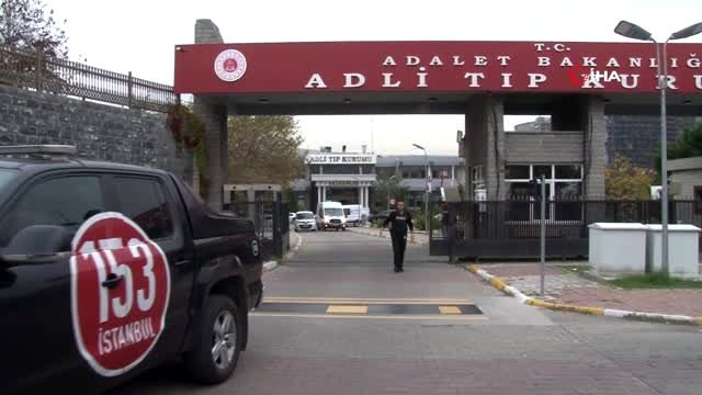 Fatih'te ölü bulunan 4 kardeşin cenazesi Adli Tıp Kurumu'ndan alındı