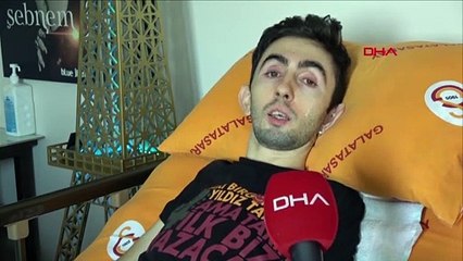 Ağzıyla kullandığı dokunmatik kalemle çektiği videolarla fenomen oldu