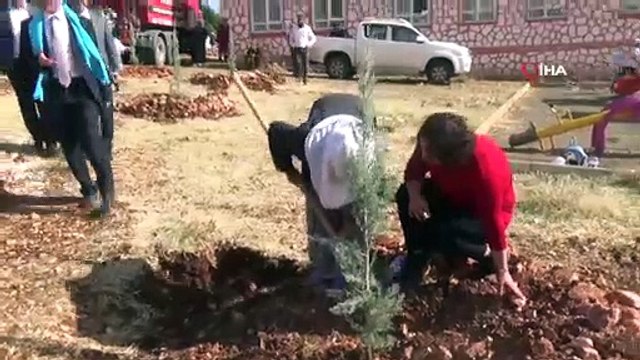 90’lık nine 'Geleceğe Nefes' oldu