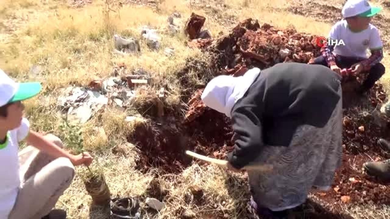 90'lık nine "Geleceğe Nefes" oldu