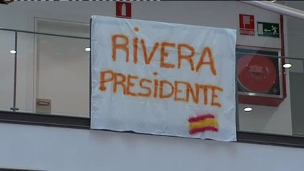 Rivera dimite como presidente, como diputado y como político
