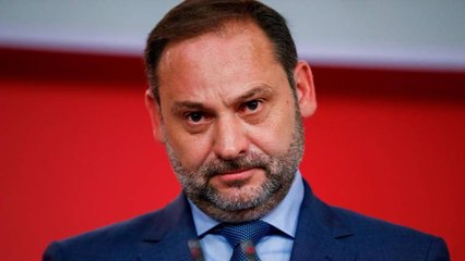 El socialista Ábalos se pone como un cretino con un periodista que le pregunta lo obvio