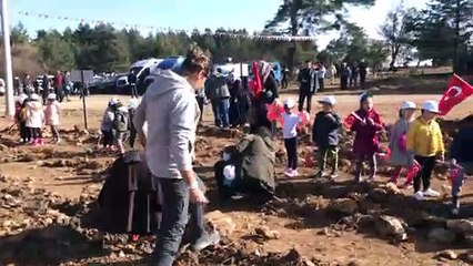 Avrupa şampiyonu boksör Elif Güneri fidan dikti - KARABÜK
