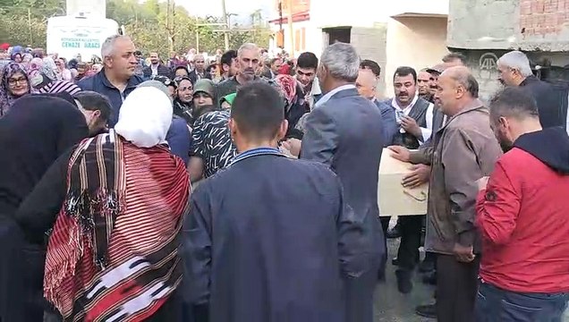 Samsun'da alev alan araçta bir çocuğun öldüğü trafik kazası - GİRESUN