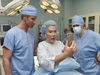 [S22 ~ E3] Grey's Anatomy Season 22 Episode 3 (Official+) English Subtitles