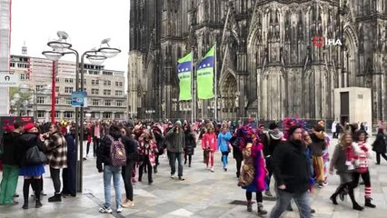 - Almanya'da karnaval sezonu başladı