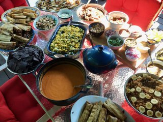 How to Master a Potluck, Whether You're Hosting or Attending One