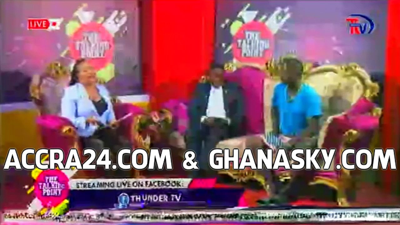 Rev Obofour's Weɛd SM0K£R @ CHURCH & Okomfour Agradaa £XPOSED Rev Obofour & Prophet Abruku Abruka's Fɑke Miracle.