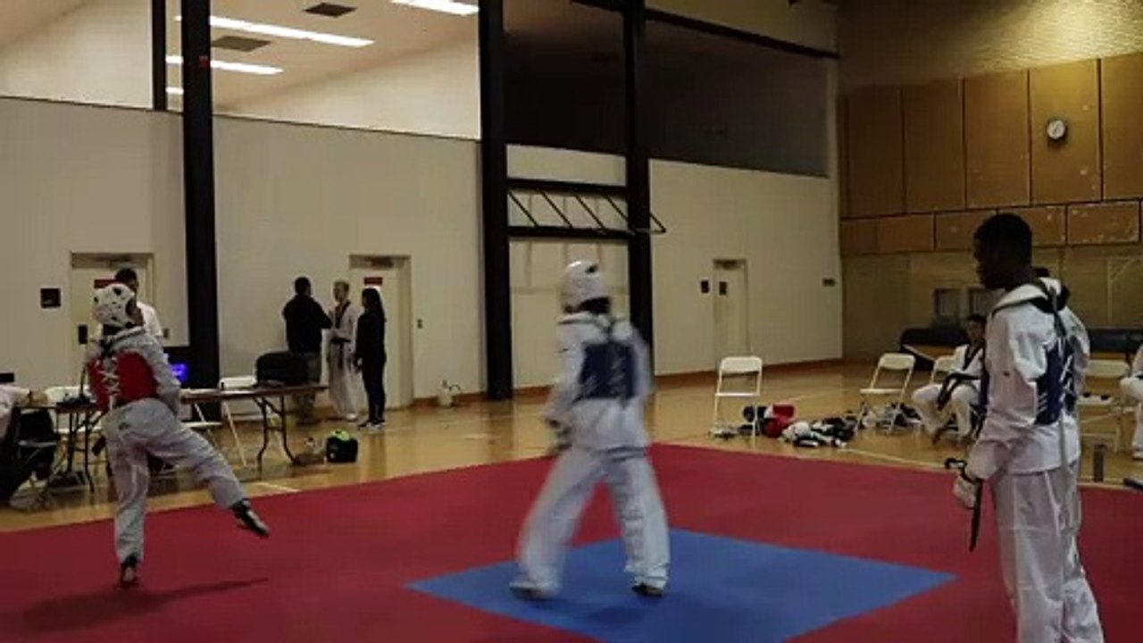 Amanda Lee vs Navy Exhibition