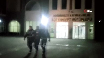 Eşi ve kızının yüzünü naylon poşetle yakan şahıs tutuklandı
