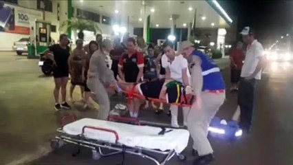 Idosa é atropelada por moto na Rua Jorge Lacerda