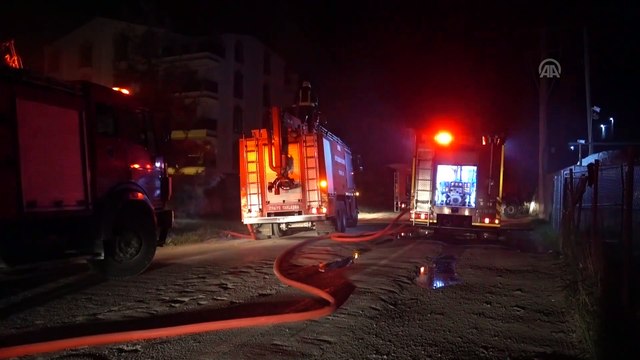 Hurdalıkta çıkan yangın yerleşim yerlerine sıçramadan söndürüldü - BURSA