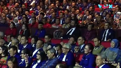 VIDEO: Rangkul Mesra Surya paloh, Jokowi: Ini Lebih Erat