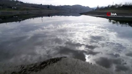 Ütük Göleti'nde su seviyesi yüzde 80 azaldı...Bataklığa dönen gölet tedirgin ediyor