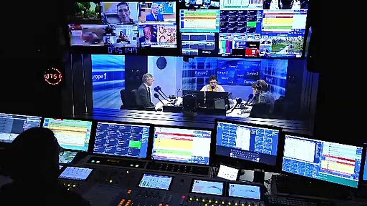 Théâtre de l’Oeuvre à Paris : visite guidée avec François-Xavier Demaison et Roman Frayssinet