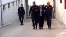 Adana deaş operasyonunda gözaltına alınan 8 suriyeli, sınır dışı edildi