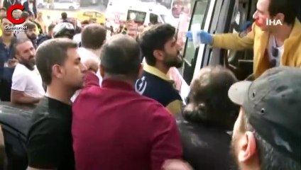Kendisine para vermeyen kadına demir sapladı