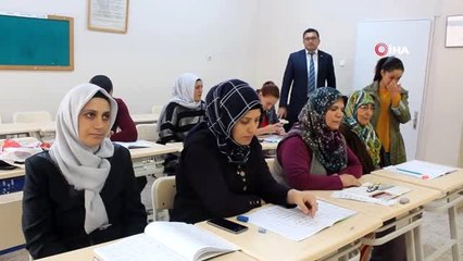 Ukraynalı genç kadın 3 haftada Türkçe okuma yazmayı öğrendi