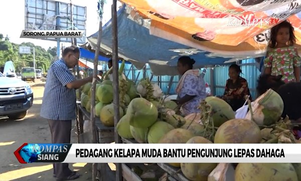 Dagang Kelapa Muda, Penjual Harap Dapat Lokasi Memadai